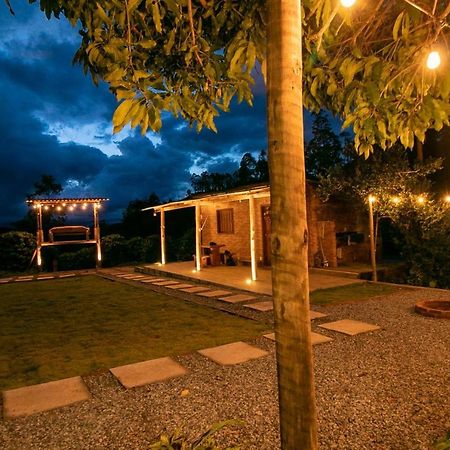 Villa A Loving Farm Cabin Just For You And Your Love! Caparaó Velho Exterior foto