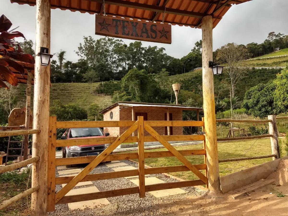 Villa A Loving Farm Cabin Just For You And Your Love! Caparaó Velho Exterior foto